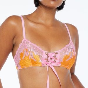 Savage X Fenty Lace’d Up Bralette Lilac Pink Make Me Blush